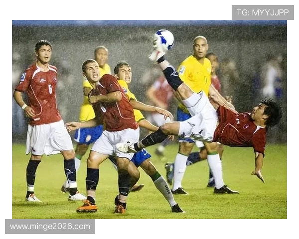 回顾历届世界杯四强的比赛精彩片段与关键时刻